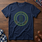 Navy blue t-shirt with 'Republica de Honduras' text graphic design on a wooden surface